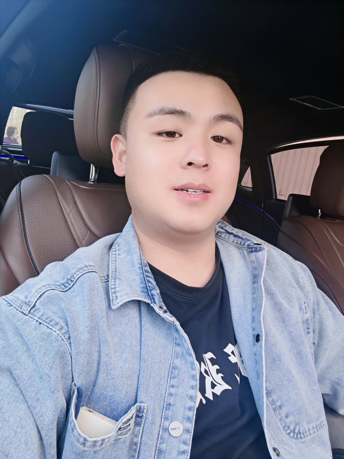 刘先生头像